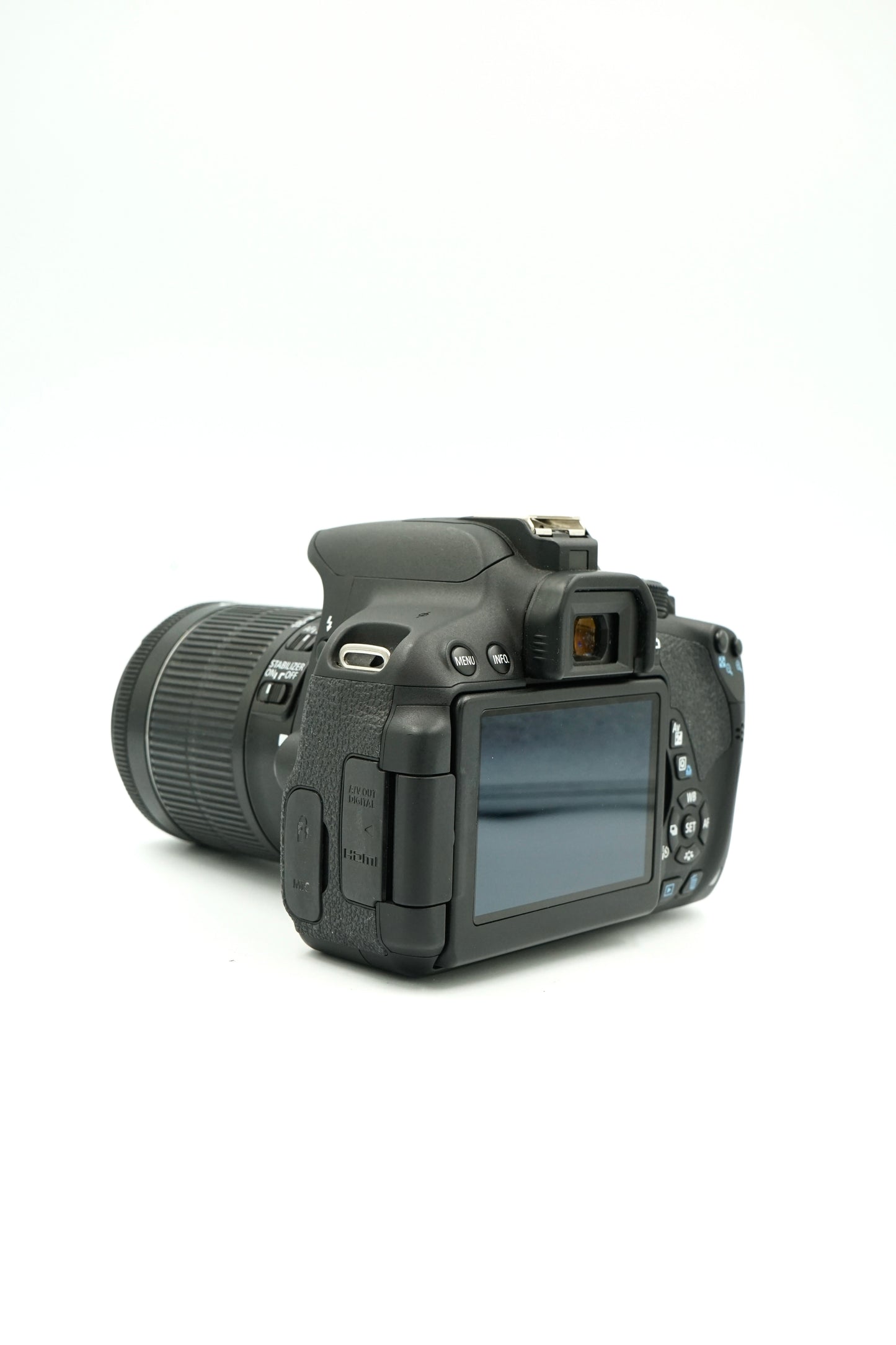 Canon EOS 700D DSLR Camera with 18-55mm Zoom Lens