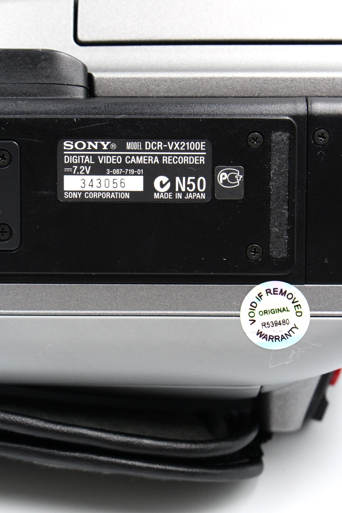 Sony DCR-VX2100E MiniDV Digital Video Camera Camcorder