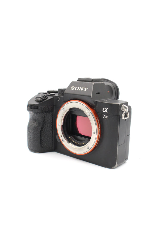 Sony A7 III (ILCE-7M3) 24MP Full Frame Mirrorless Camera Body