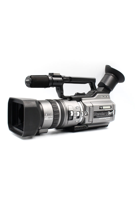 Sony DCR-VX2100E MiniDV Digital Video Camera Camcorder