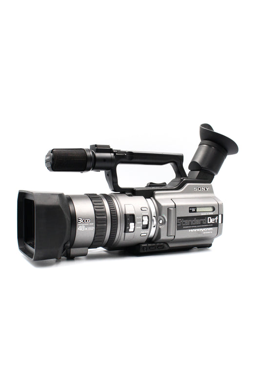 Sony DCR-VX2100E MiniDV Digital Video Camera Camcorder